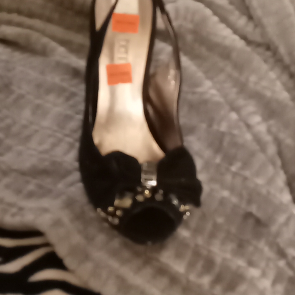 A beautiful black pair of Jessica Bennett size 7 w